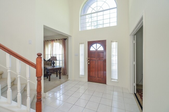 Foto del edificio - 13823 Eldridge Garden Cir
