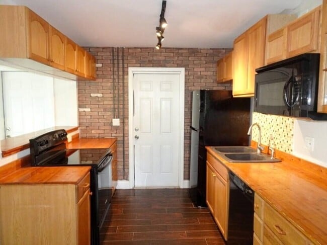 Foto del edificio - 316 SE 1st St