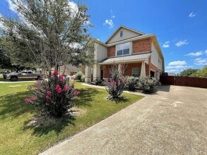 Building Photo - 18612 Jana Patrice Dr