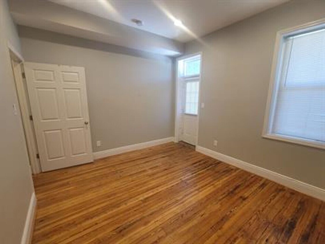 Foto del edificio - 3002 N Calvert St