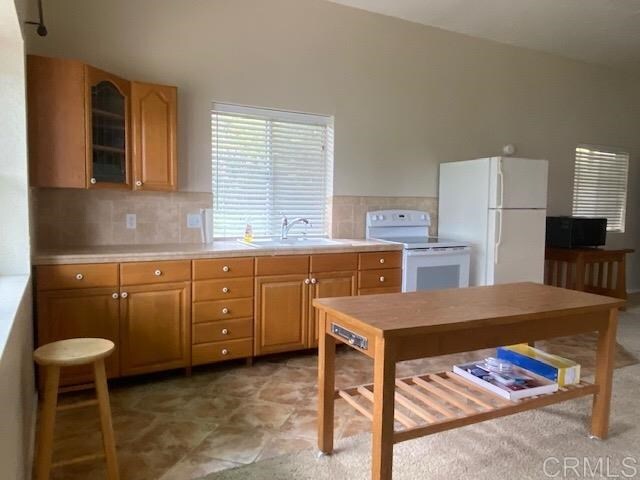 Foto del edificio - 14764 Lyons Valley Rd