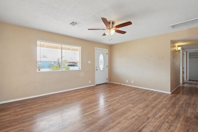 Building Photo - Gorgeous 3 bed/bath house in Mesa