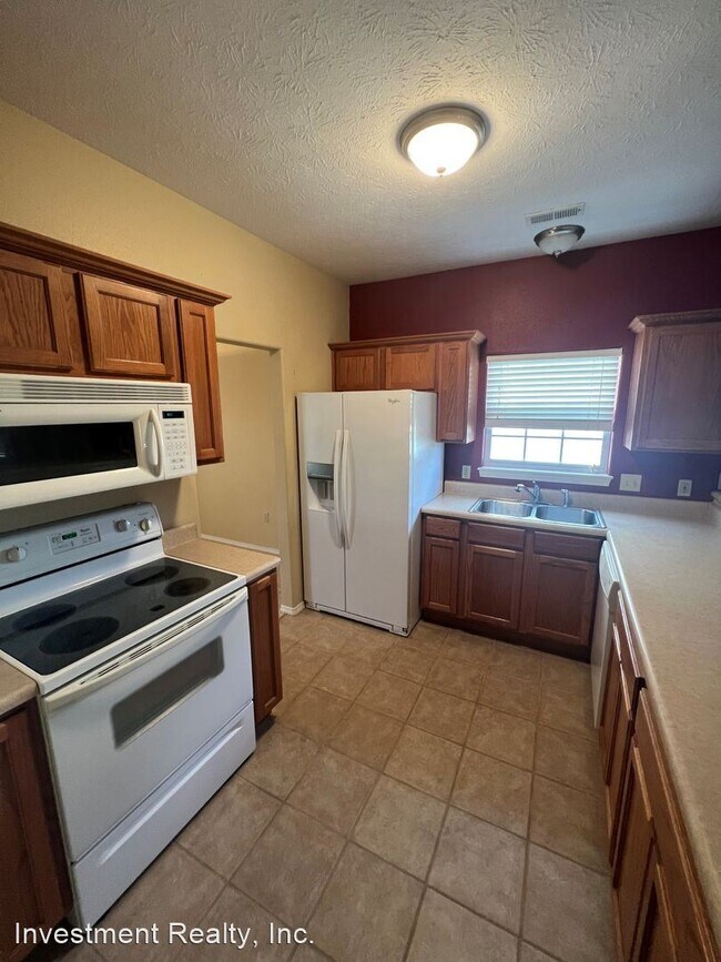 Foto del edificio - 3 br, 2 bath House - 283 Carmel Valley Way