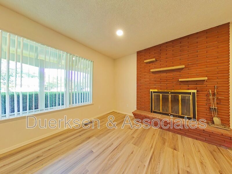 Foto principal - 208 S 23rd