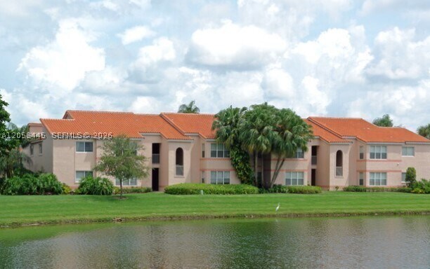Foto del edificio - 3310 Pinewalk Dr N