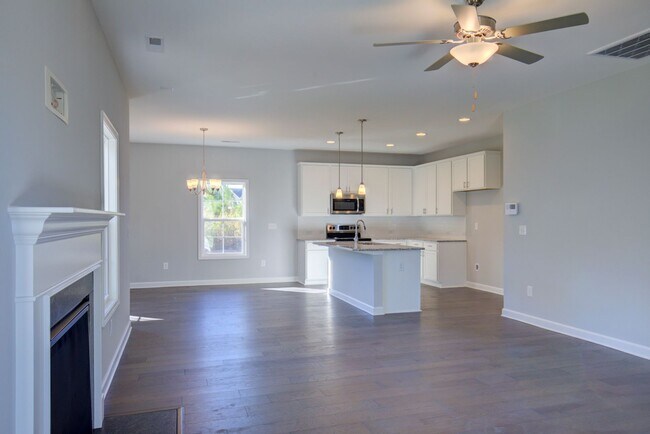 Foto del edificio - 521 Transom Wy