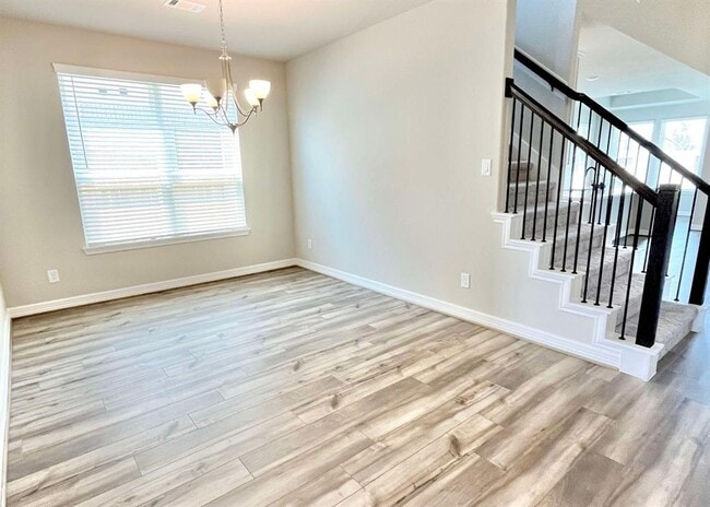 Building Photo - 2975 Golden Dust Dr