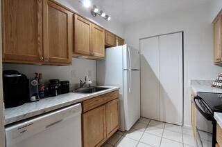 Building Photo - 209 W Miracle Strip Pkwy