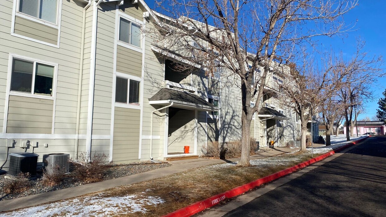 Primary Photo - **Awesome 1 bedroom 1 bath condo for Rent!...