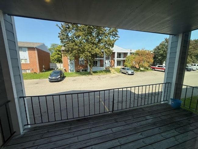 Building Photo - Grand Manor Apartments and Townhomes