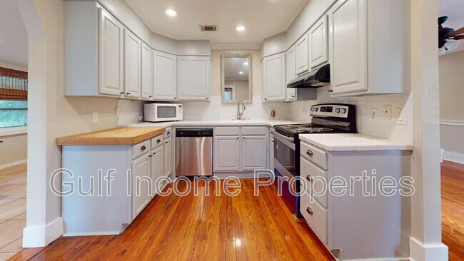 Foto del edificio - 1422 17th St W