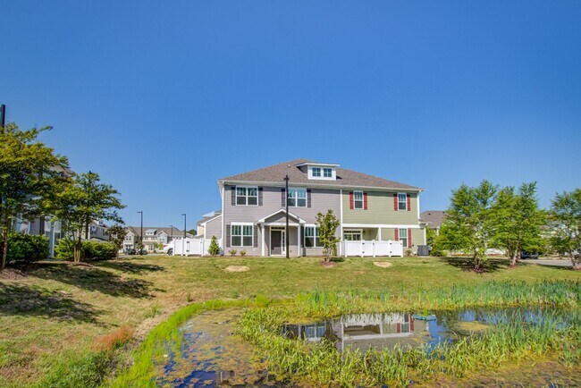 Foto del edificio - 609 Fishers Ct