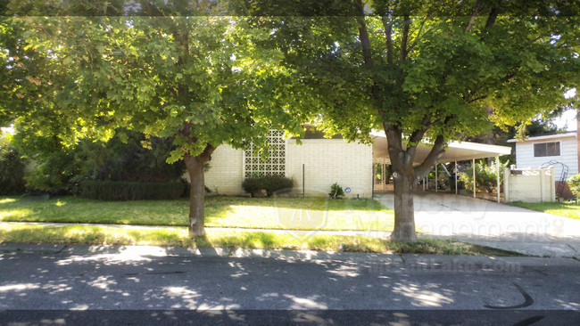 Foto del edificio - 3771 S Alta Loma Dr
