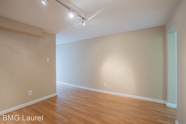 Building Photo - 1 br, 1 bath House - 1706 U St NW (#B2)
