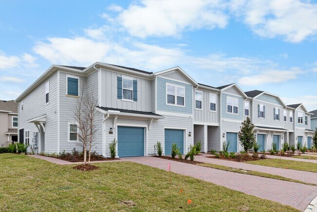 Foto del edificio - Brand-New Town Home in Shearwater with Resort-Style Amenities