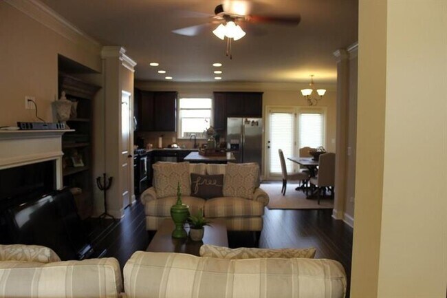 Building Photo - 4325 Wildener Way