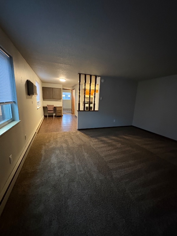 Foto del edificio - 1339 Diana Pl NW