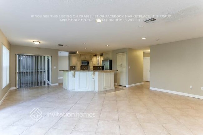 Building Photo - 2893 SW 174th Ave