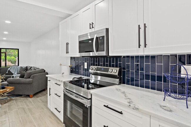 Foto del edificio - 12726 Peconic Ct