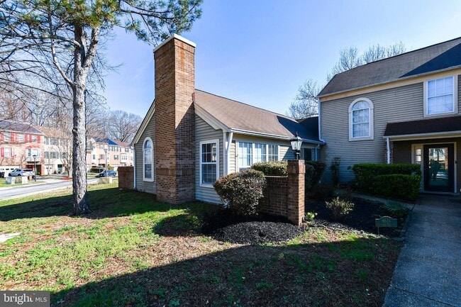 Building Photo - 4624 Governor Kent Ct