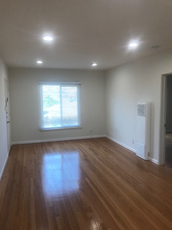 Foto del edificio - 209 W Maple St