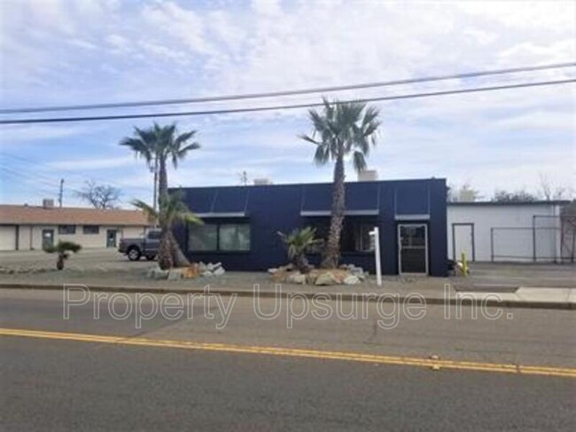 Building Photo - 1699 South St