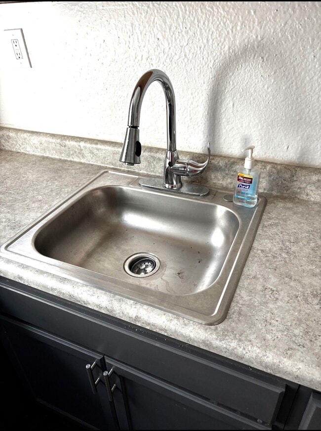 Foto del edificio - 4133 W Kossuth Ave