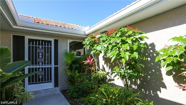 Foto del edificio - 402 Emerald Bay Cir