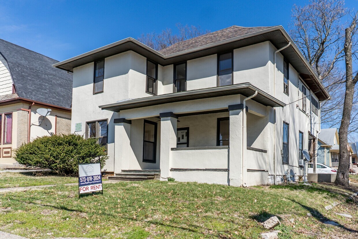 Primary Photo - 402 N Tenth St.