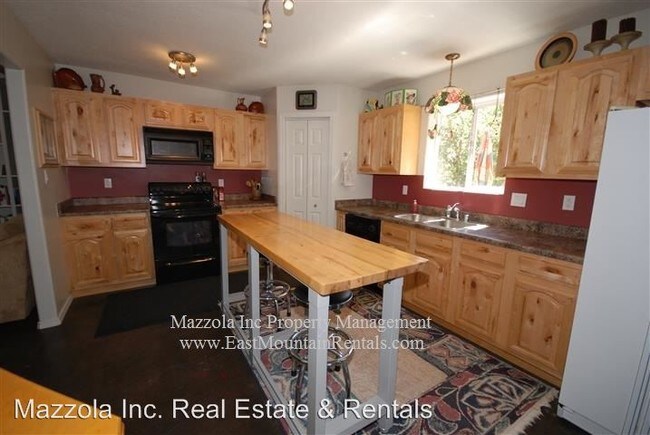 Building Photo - 3 br, 3 bath House - 65 Shady Oak Cir