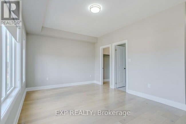 Building Photo - 163-163 Port Robinson Rd
