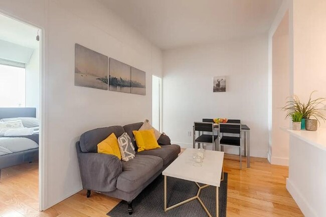 Foto del edificio - 2 bedroom in NEW YORK NY 10038
