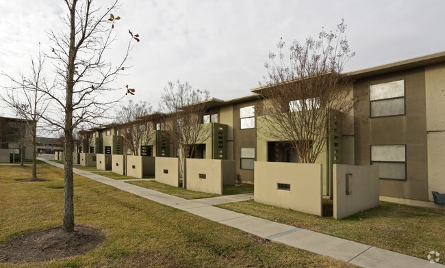 Building Photo - The Blox