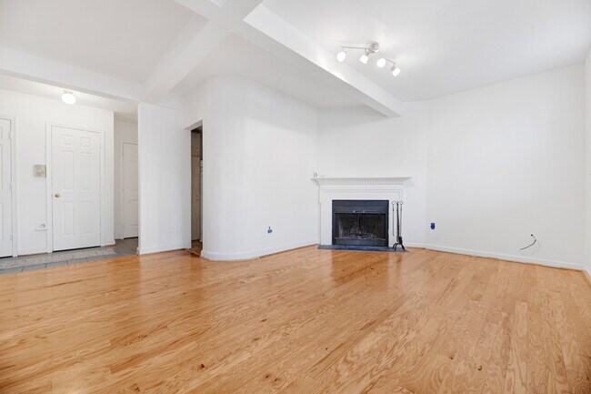 Foto del edificio - 1810 California St NW