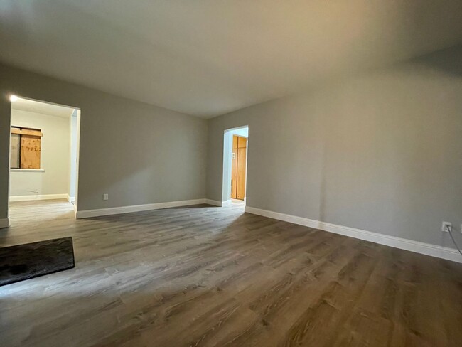 Foto del edificio - Newly Remodeled 2-Bedroom Home in Sacramento!