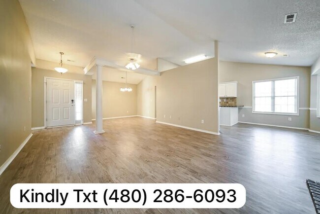 Building Photo - 208 Rankin Cir