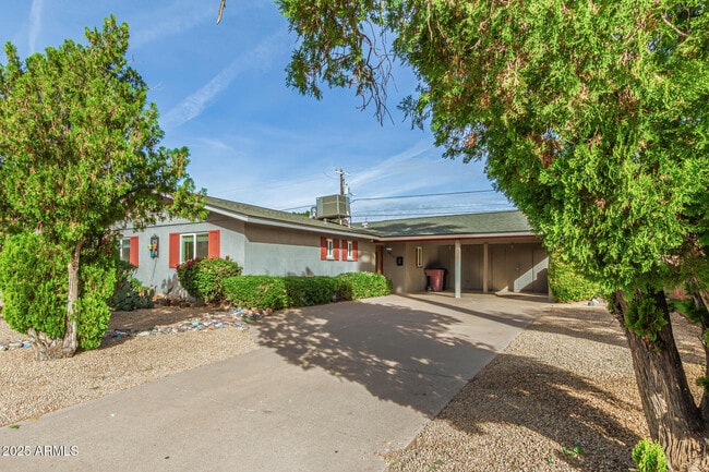 Building Photo - 6912 E Monterey Way