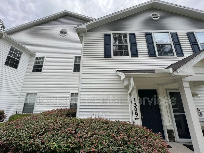 575 Oakleaf Plantation Pkwy Unit 1309, Orange Park, FL 32065 Condo