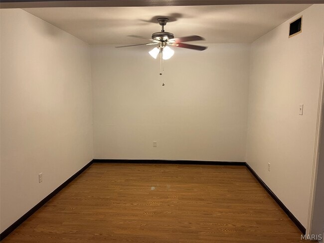 Foto del edificio - 1040 Pinegate Dr