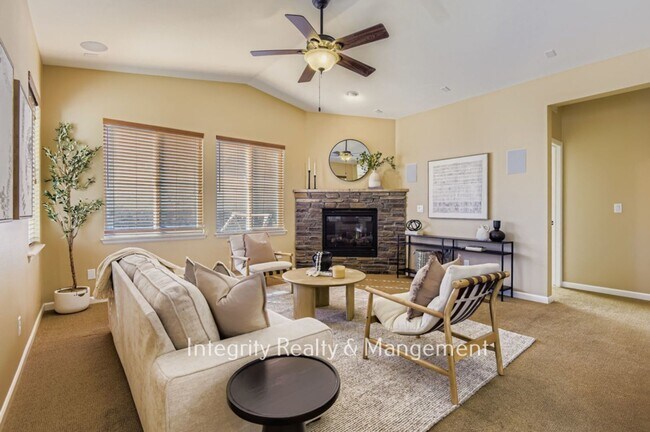 Building Photo - 3839 Donnington Cir
