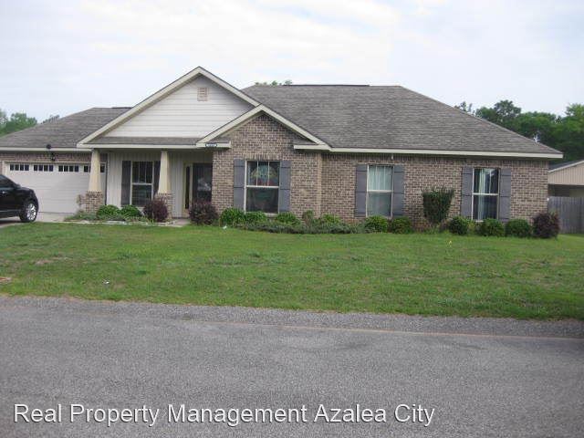 Primary Photo - 4 br, 2 bath House - 8260 Woodland Hills Dr N