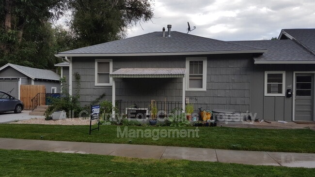 Building Photo - 222 S Loomis Ave