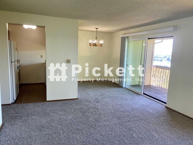 Foto del edificio - 3340 Narrows View Ln NE