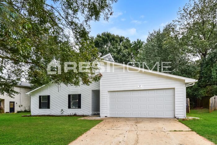 Photo - 5894 Clate Ct (Ellenwood, GA)