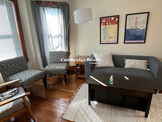 Foto del edificio - 53 Porter Rd