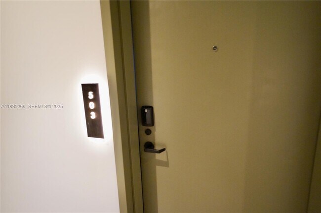 Foto del edificio - 7920 NE 2nd Ave