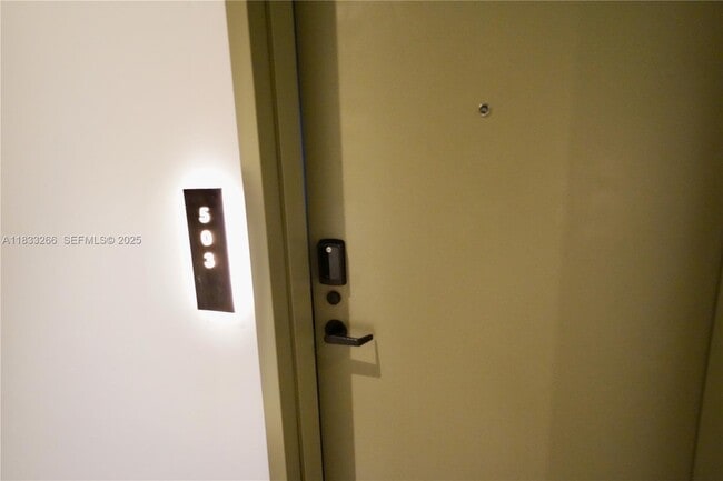 Building Photo - 7920 NE 2nd Ave