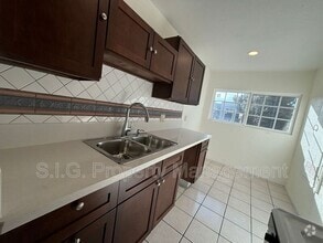 Building Photo - 3817 Verdugo Rd