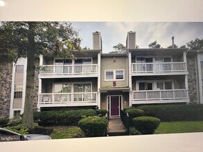 Building Photo - 51 Kenwood Dr