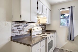 Building Photo - 13515 Copper Ave NE